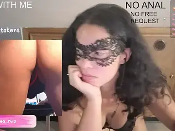 Stripchat Adult Webcam of salomea_r