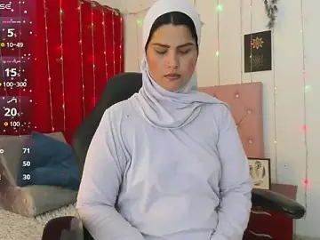 Stripchat Adult Video Chat of AishaAmin_