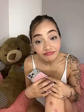 Stripchat Adult Webcam of La_machi__