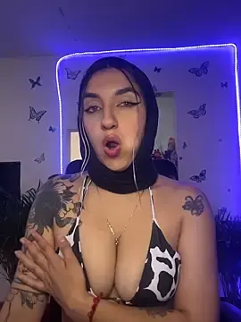 Stripchat Free Porn Cam of Lia-mitch