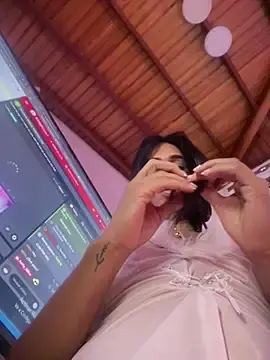 Stripchat Adult Webcam of Ashly_Miller