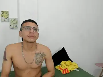 Stripchat Sex Cam of ashley_girl_queen