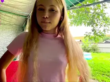 Stripchat Best Webcam of AlberthaBudd