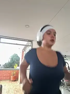 Stripchat Live Sex Cam of Nathcurly_