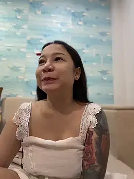 Stripchat Nude Webcam of LINDA_HD