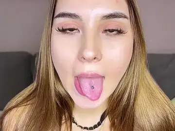 Stripchat Watch Live Sex Cams of EvaHeartBliss