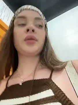 Stripchat Live Sex Cam of KristiRich