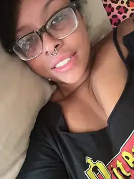 Stripchat Live Sex Cam of nintendhoe