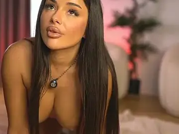 Stripchat Sex Cam of Cherrysweett