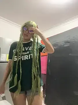 Stripchat Watch Live Sex Cams of CrystalFairy007