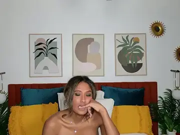 Stripchat Nude Webcam of ShanialaFrancaise