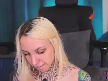 Stripchat Free Live Porn of diana_rotor