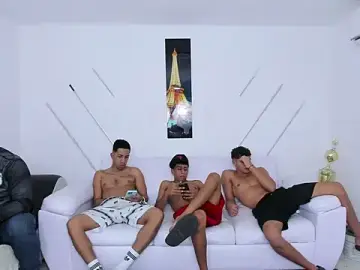 Stripchat Sex Cam of brutal_sex_room2k