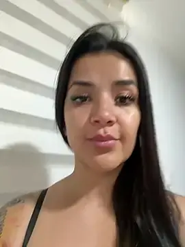 Stripchat Nude Webcam of Lau_goddess_ass