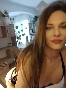 Stripchat Free Live Porn of Luna_Kitanna
