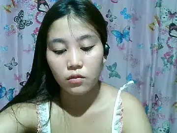 Stripchat Adult Webcam of SexyAsianPussy4u