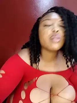Stripchat Live Porn of Sexyroseytitz_00