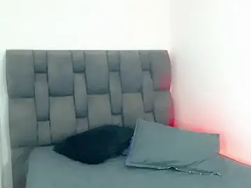 Stripchat Free Porn Cam of little_star_porn