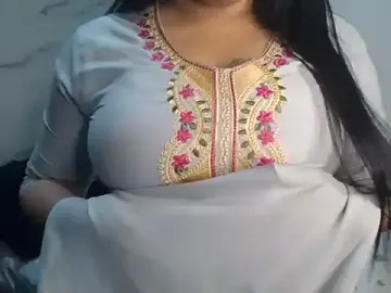 Stripchat Best Webcam of Trezza