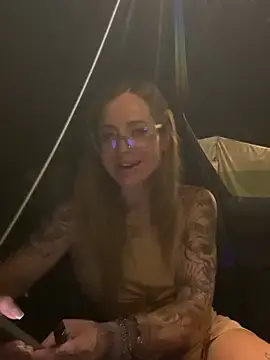 Stripchat Nude Webcam of Etwas_neugierig