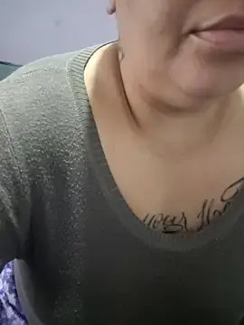 Stripchat Live Sex Cam of June_Osborne