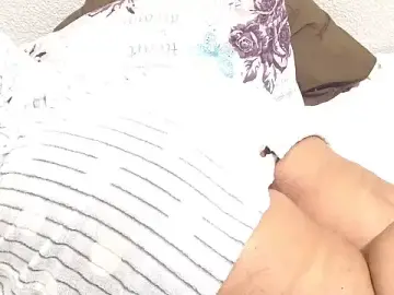 Stripchat Live Sex Cam of Hotchocolatehugeassxxx