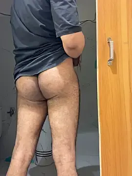 Stripchat Free Porn Cam of Royalboy_03
