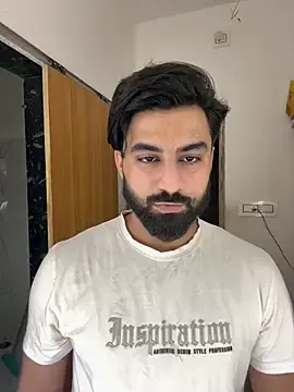 Stripchat Free Porn Cam of Royalboy_03