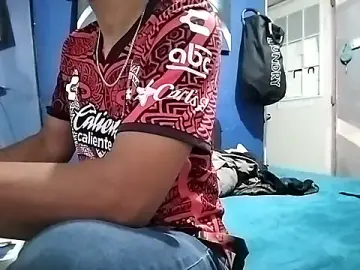 Stripchat Adult Webcam of URALZERO420CLOUDS