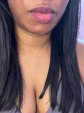 Stripchat Nude Webcam of Tamil_Maaya
