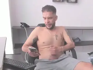 Stripchat Free Live Porn of Mia_and_Erick