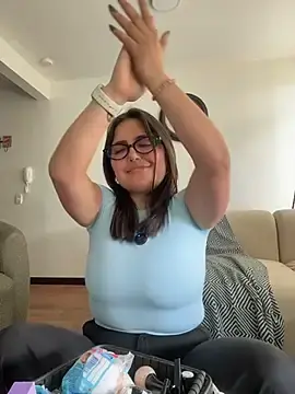 Stripchat Adult Webcam of sukhakunis1