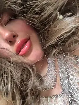Stripchat Sex Cam of sukhakunis1