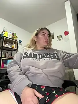 Stripchat Free Porn Cam of Celestedubois