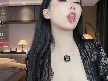 Stripchat Free Porn Cam of AYW-21