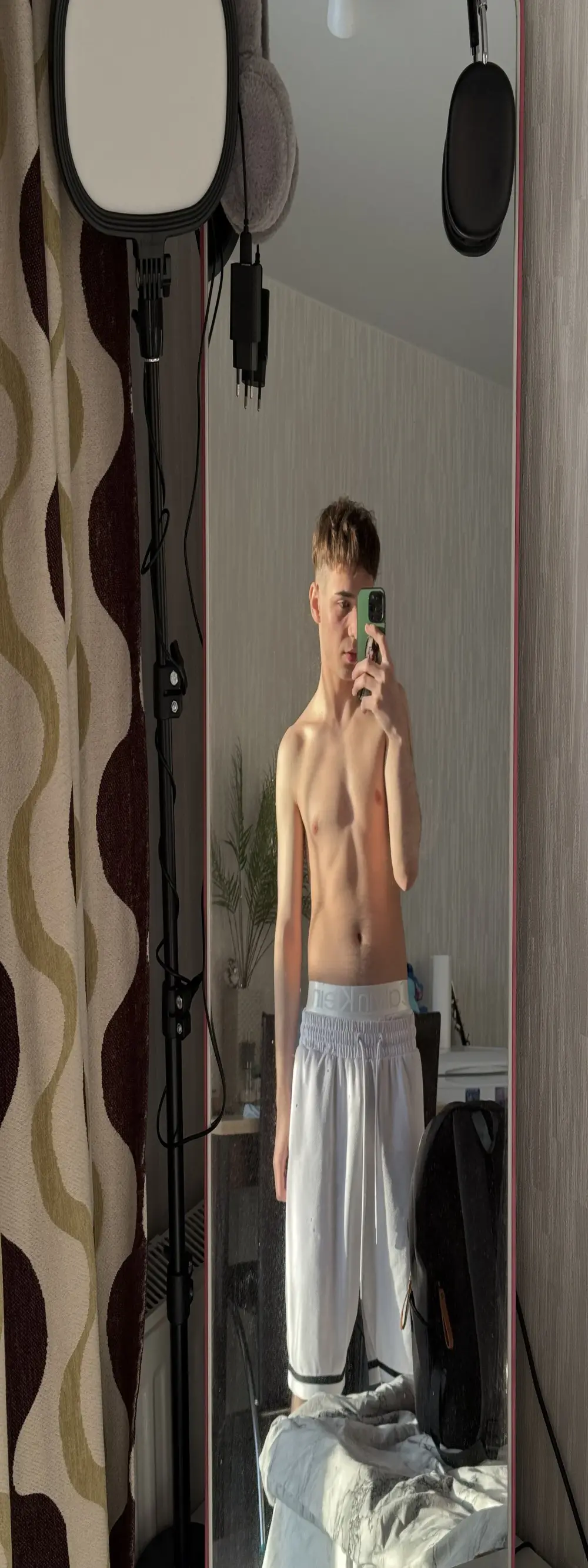 nixyasebe