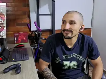 Stripchat Best Webcam of Marck_Muscle