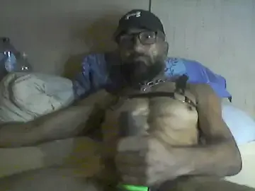 Stripchat Live Sex Cam of pigDany