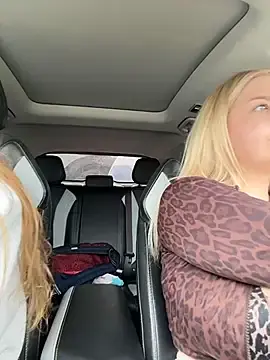 Stripchat Best live sex cam show of OdriOlsens