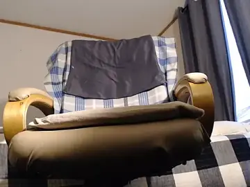Stripchat Watch Live Sex Cams of Luv2SuckBWC92