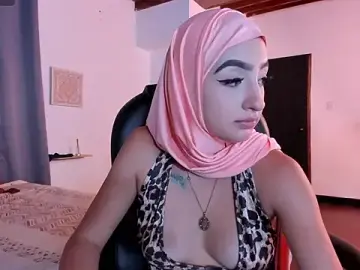 Stripchat Sex Cam of zahra_66