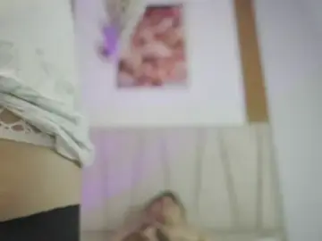 Stripchat Live Sex Cam of Secret_obsession26