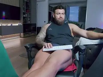 Stripchat Nude Webcam of UbbeViking