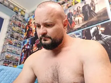 Stripchat Free Porn Cam of Muscle_Bear