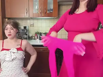 Stripchat Live Sex of HotCaramellsTV