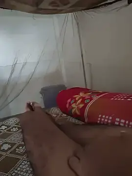 Stripchat Live Sex Cam of INDIAN_CHEESY-BOSS