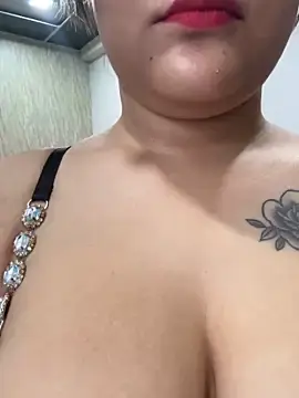 Stripchat Live Sex of Rosy_BabyDoll