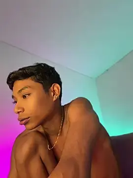 Stripchat Sex Chat of alejo_cute