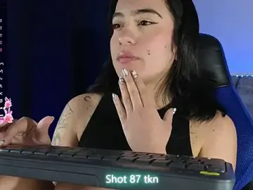Stripchat Free Live Porn of ZaraDames_
