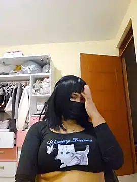 Stripchat Sex Cam of Latin_summer